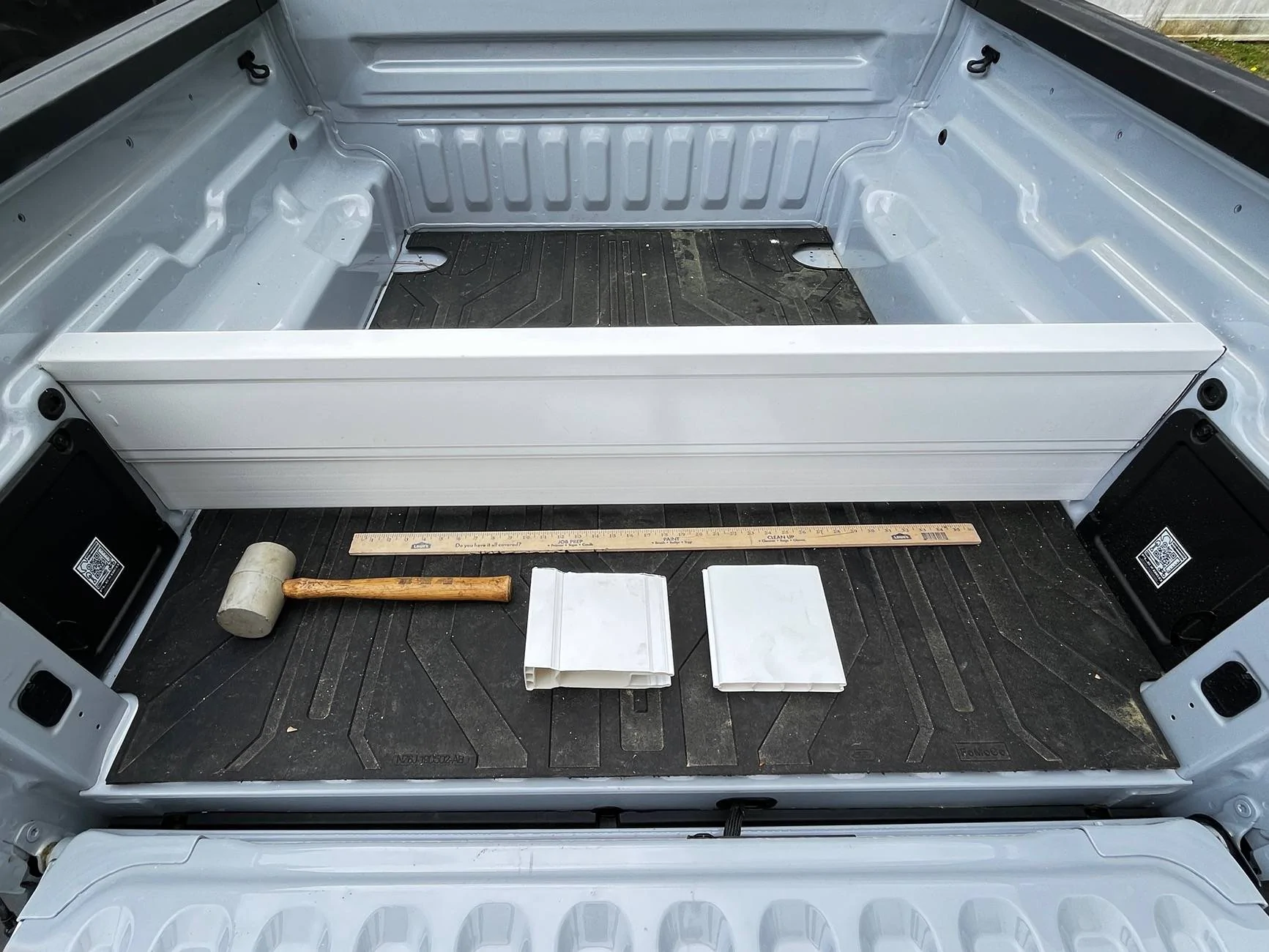 Ford Maverick DIY Bed Divider Made From Cedar IMG_2649