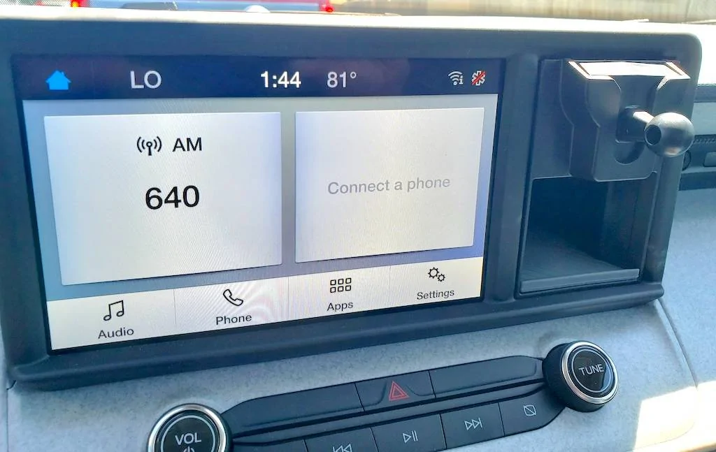 Ford Maverick Mabett | Real User Review: Phone Holder Kit & Headrest Hooks in Action 20250406_134235