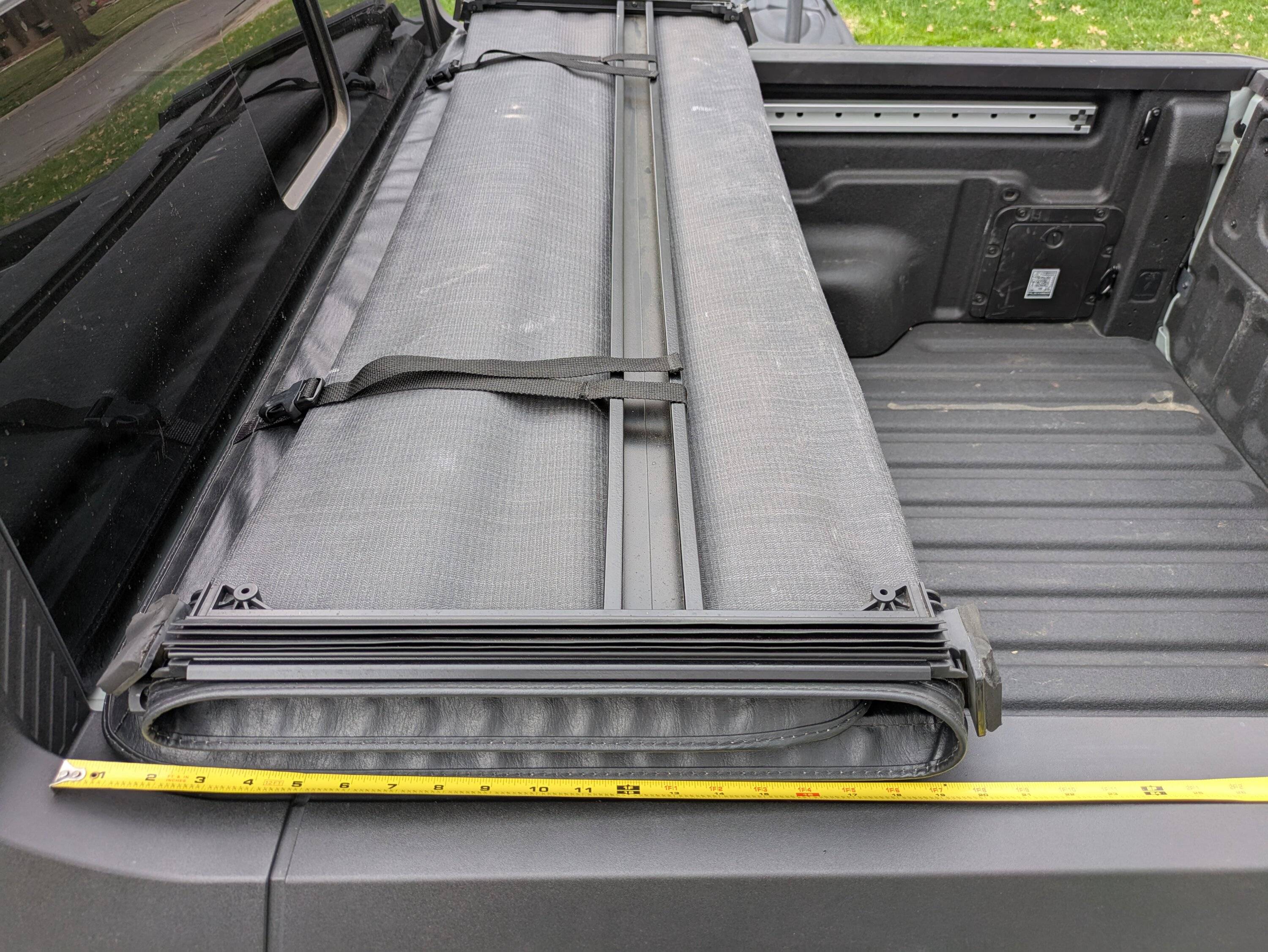 Ford Maverick Ford factory soft tri-fold -$100 OBO PXL_20250401_221915680