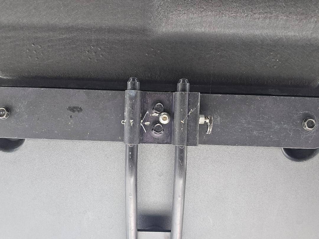 Ford Maverick Front license plate bracket thumbnail (4)