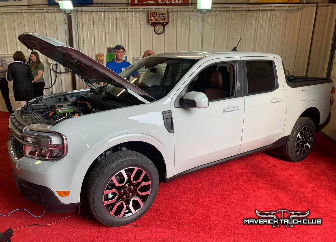 Ford Maverick CACTUS GRAY Maverick Photos Thread Cactus Gray 2022 Ford Maverick Lariat