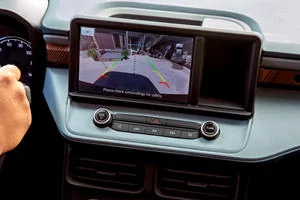 Ford Maverick What do you like LEAST about the Maverick? 2022-ford-maverick-backup-camera-screen-carbuzz-855889-300x200