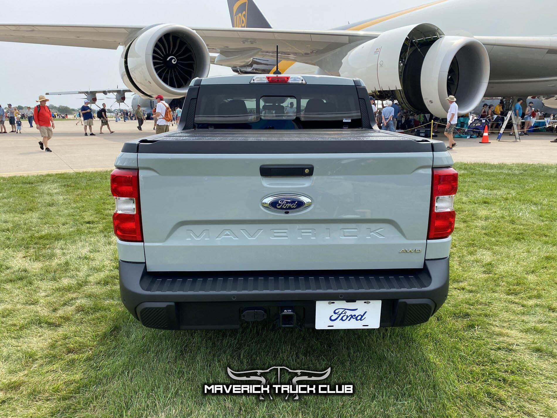 Cactus Gray 2022 Ford Maverick Lariat FX4 Tonneau Cover Black Wheels 3.jpg
