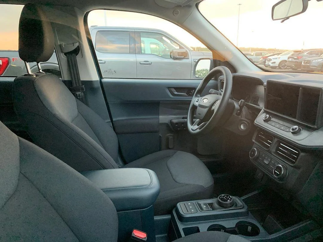 Ford Maverick AREA 51 Maverick Photos Thread 2022 Ford Maverick XL Interior
