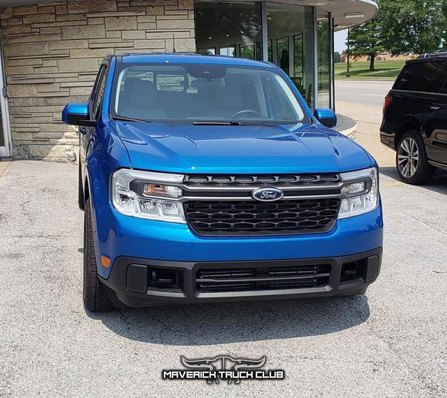 Ford Maverick Velocity Blue Maverick XLT FX4 - Best Look Yet Velocity Blue 2022 Maverick XLT FX4 exterior interior 3