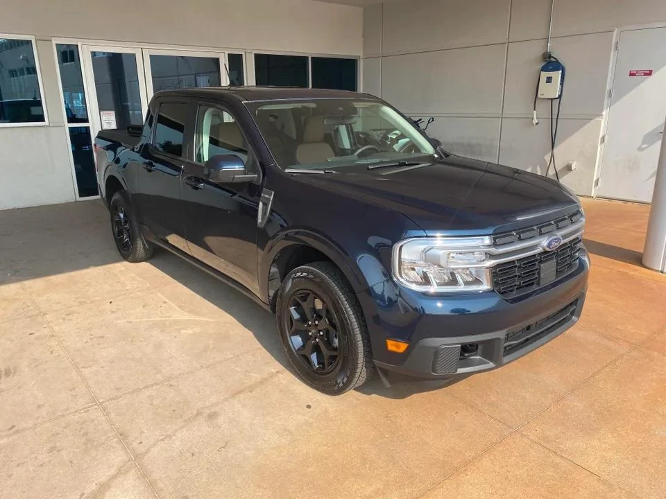 Ford Maverick ALTO BLUE Maverick Photos Thread Alto Blue 2022 Maverick Lariat FX4 2