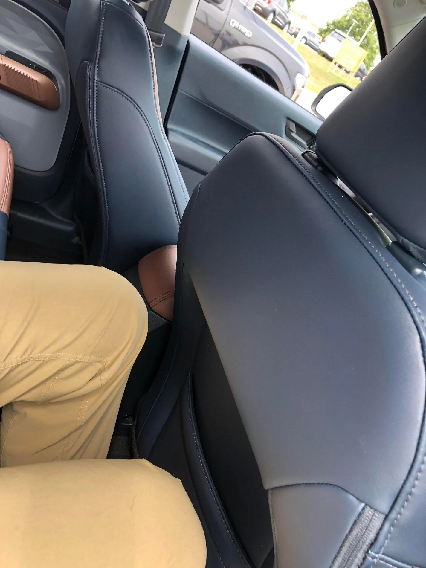 Ford Maverick Pics: Maverick Lariat in Cactus Gray - Next to F150, Interior, Engine Compartment, Spare Tire, Undercarriage 2022 Maverick rear legroom
