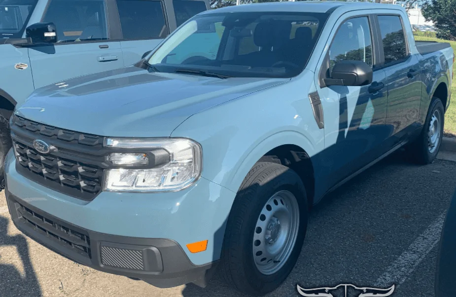 Ford Maverick Ford Maverick vs Bronco size comparison & Area 51 vs Cactus Gray 1628212270094