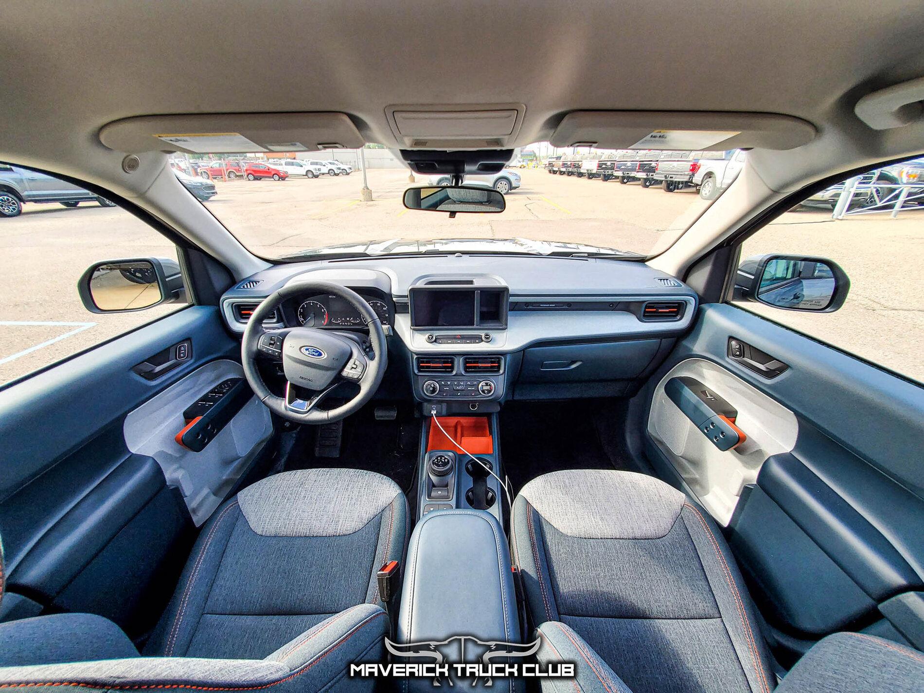 Ford Maverick CARBONIZED GRAY Maverick Photos Thread 2022 Maverick XLT Interior