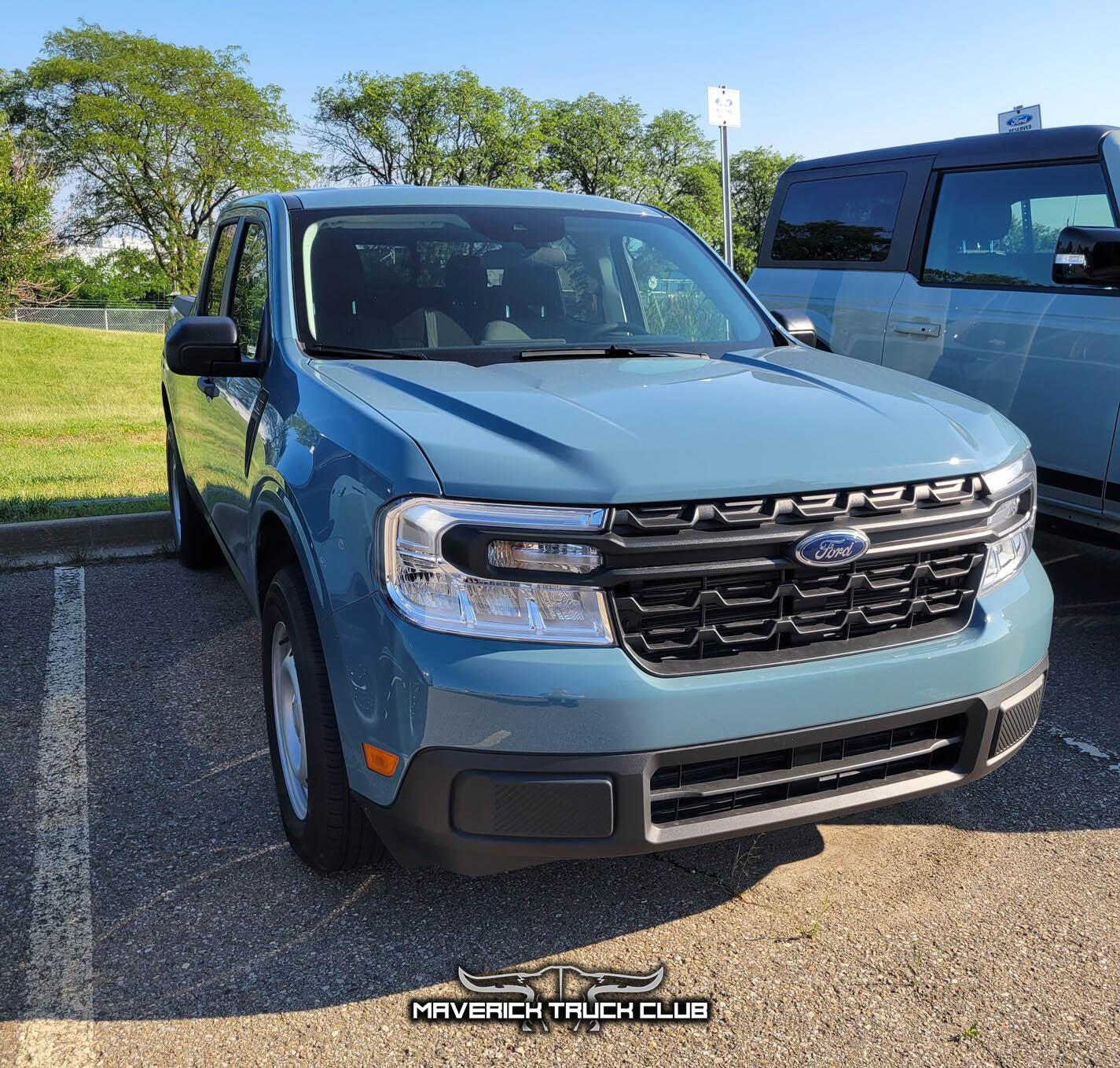 Ford Maverick 2022 Maverick colors compared in lineup featuring: Cyber Orange, Alto Blue, Hot Pepper Red, Area 51, Cactus Gray Area 51 XL Maverick