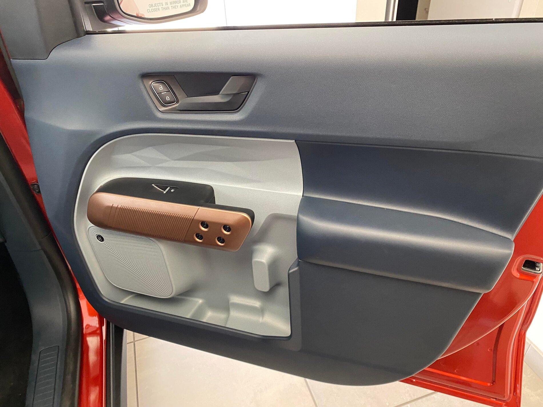 Ford Maverick HOT PEPPER RED Maverick Photos Thread 2022 Maverick Lariat Interior Hot Pepper Red 5