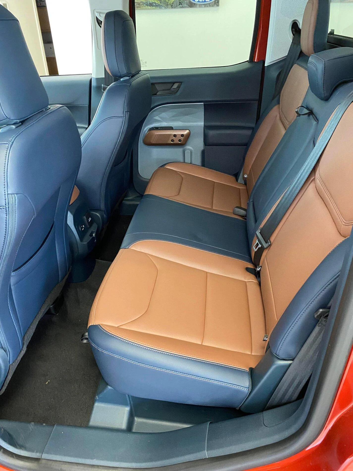 Ford Maverick HOT PEPPER RED Maverick Photos Thread 2022 Maverick Lariat Interior Hot Pepper Red 3