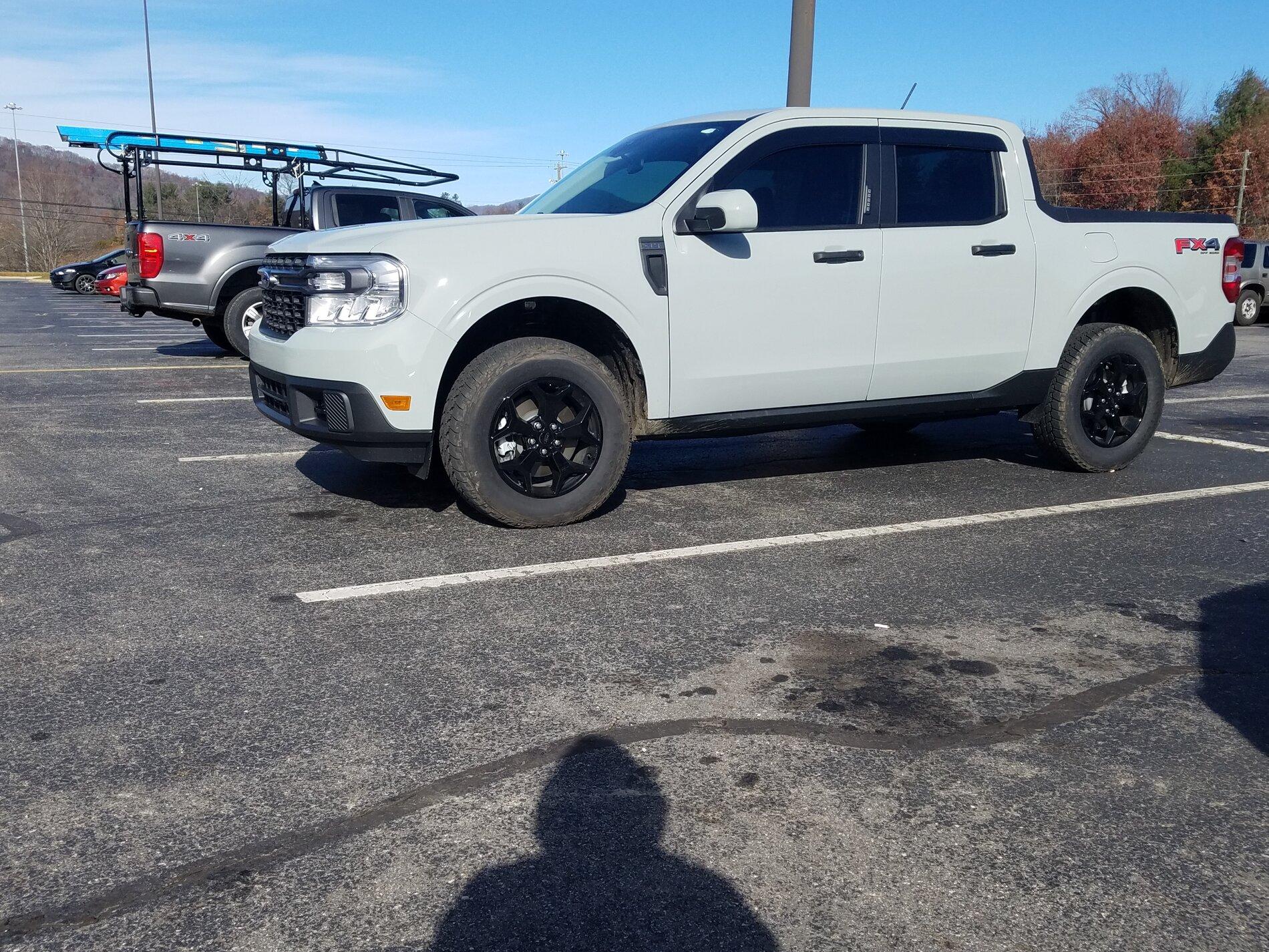 Ford Maverick Cactus Gray Maverick with Ford Accessory Door Moldings, Hood Protector, Window Deflectors 20211123_131557