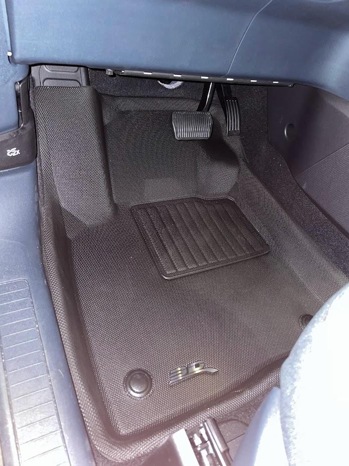 Ford Maverick Floor Liners / Mats - Ford vs Weathertech IMG_1442