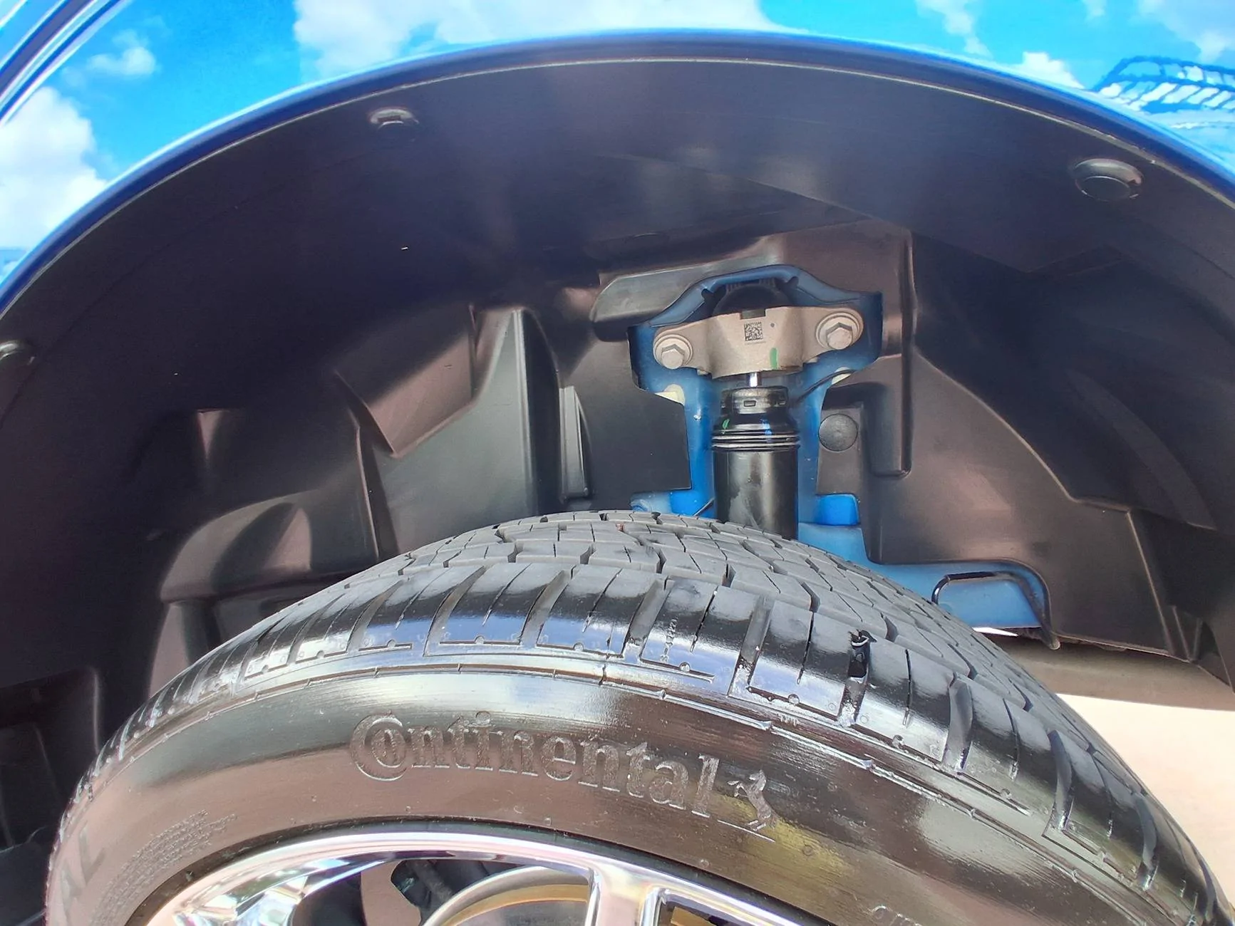 Ford Maverick Hopeful for smooth plastic front inner wheelwell 20250410_122239