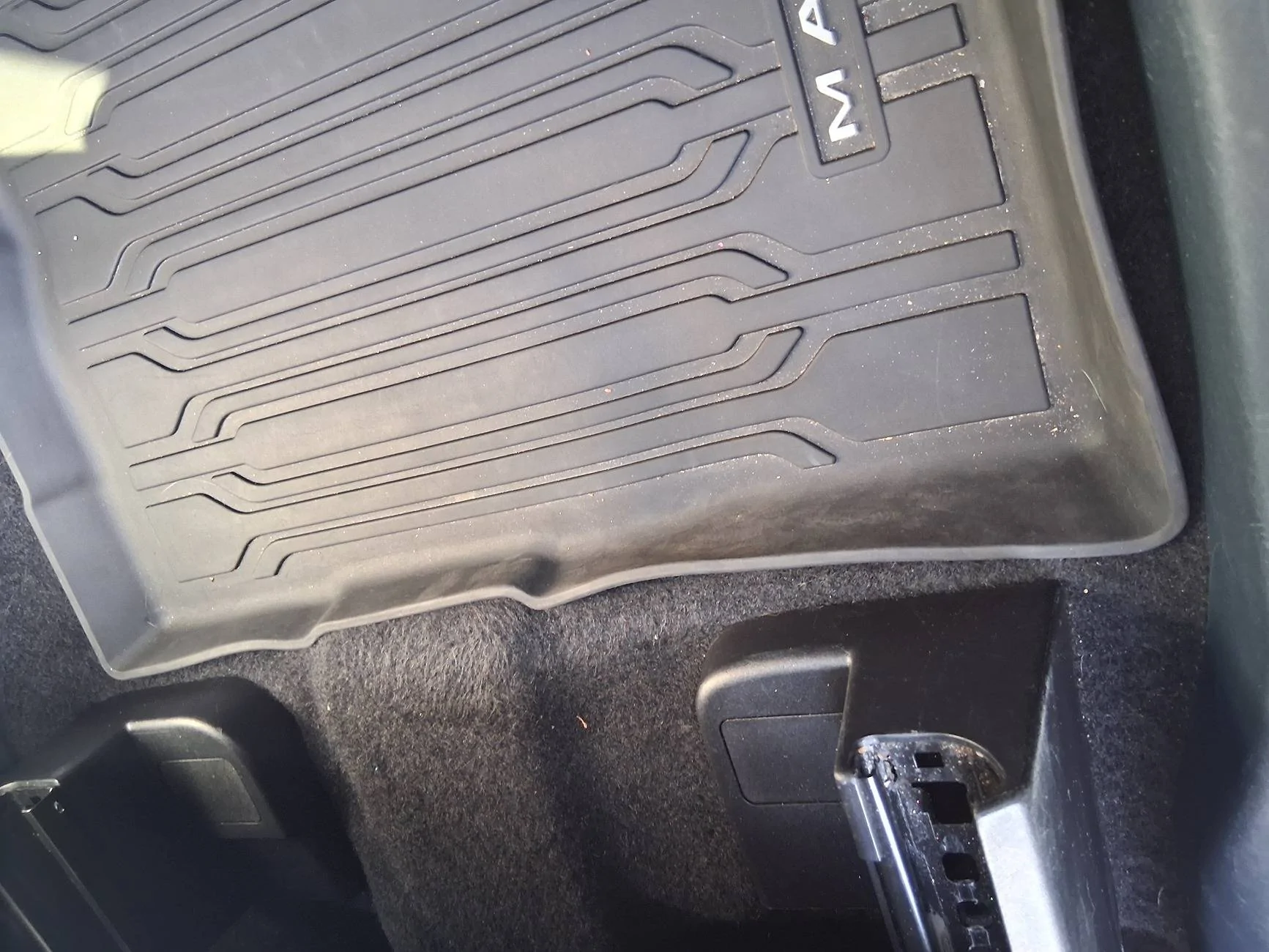Ford Maverick Front factory mats 20250414_095044