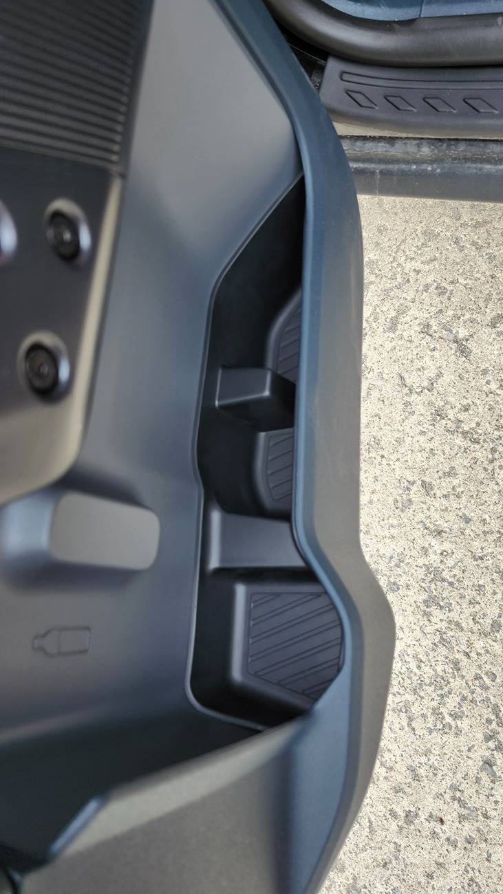 Ford Maverick Installed review: Mabett side door storage trays and head rest hooks 20250416_163454