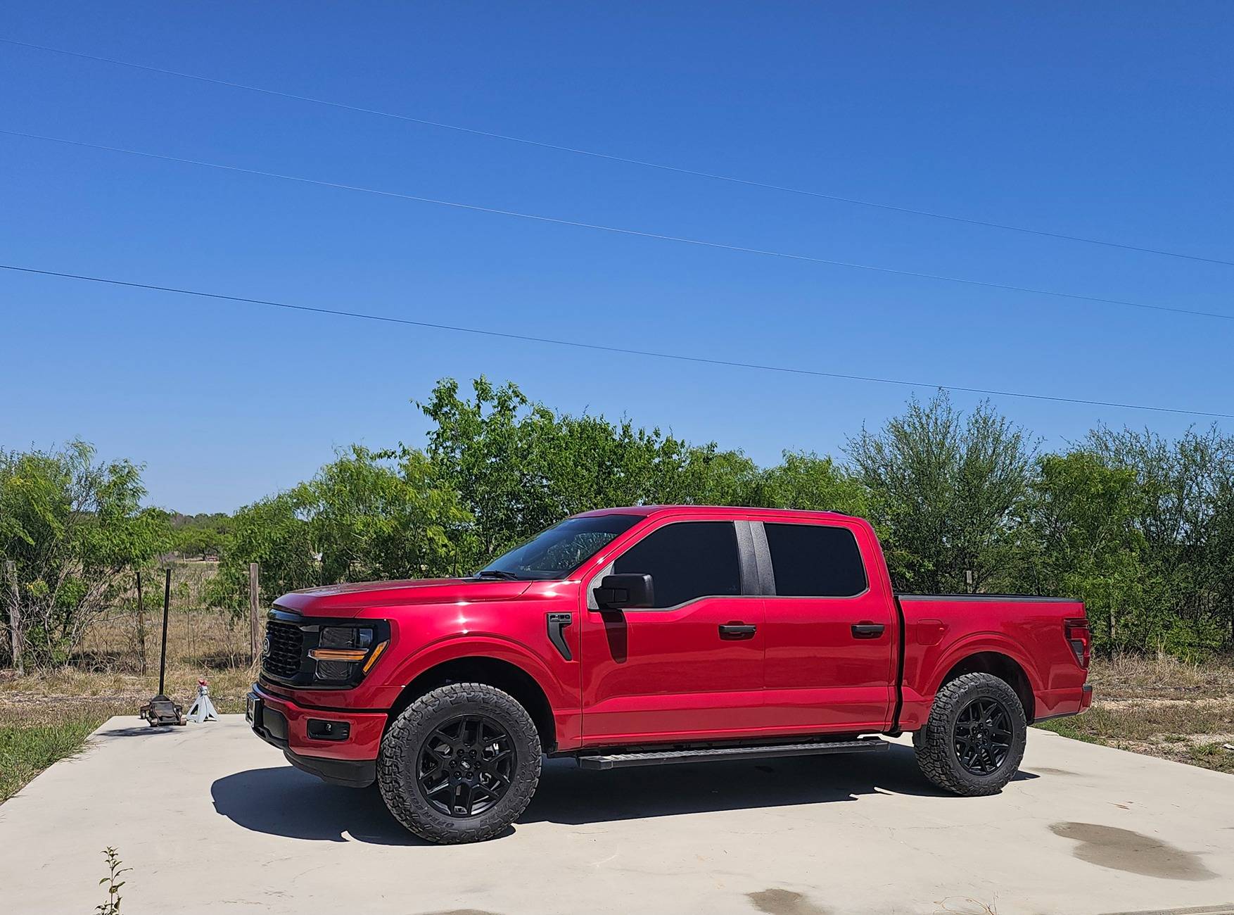 Ford Maverick Traded into a new F150 1000022171