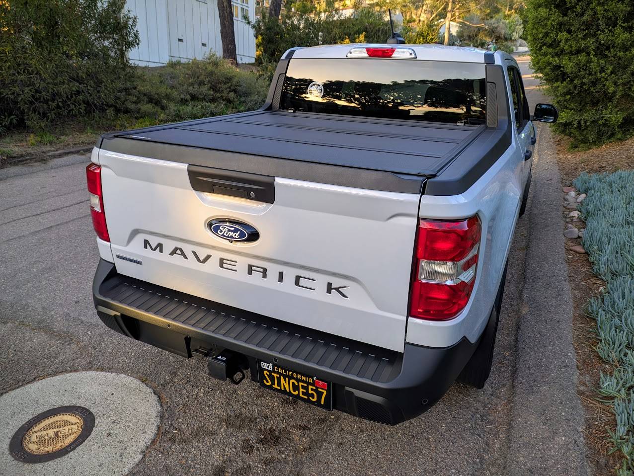 Ford Maverick SPACE WHITE Maverick Photos Thread RearSpaceWhite_April25
