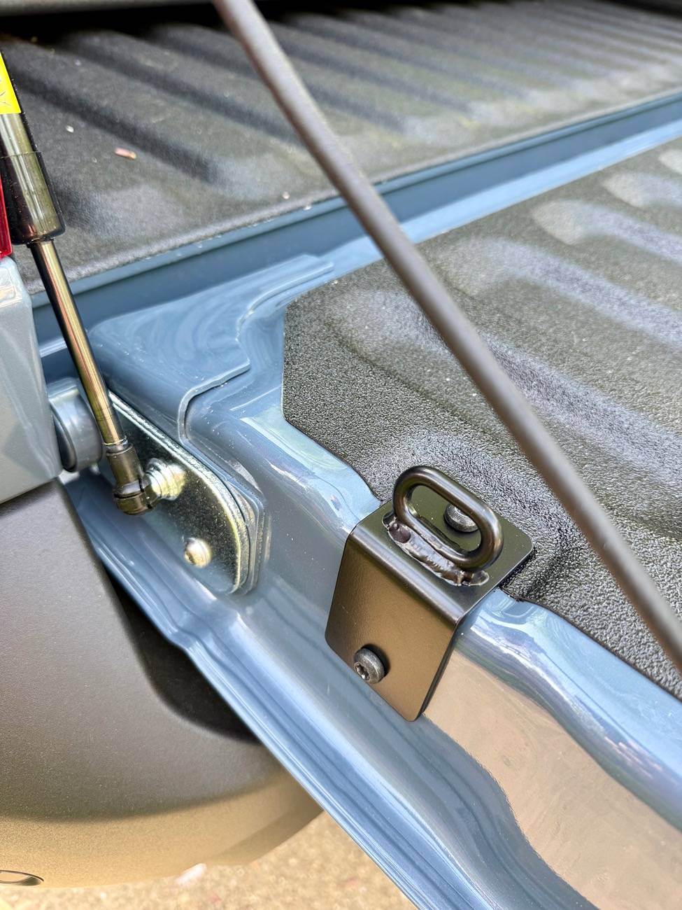 Ford Maverick Tailgate Tie Down Bracket, Clears Tailgate Assist Strut IMG_0064