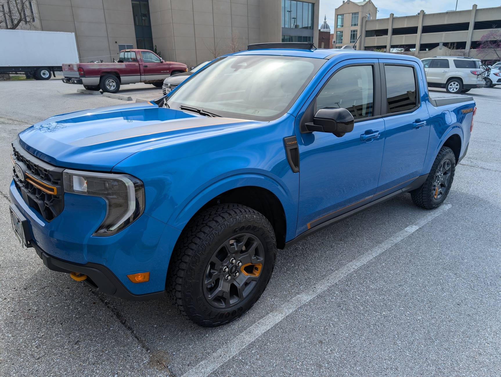 Ford Maverick 2025 Velocity Blue Tremor PXL_20250325_192919277