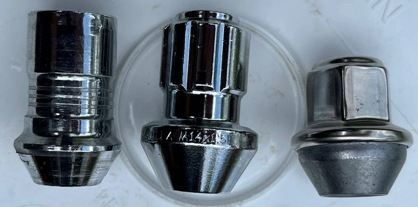 Ford Maverick Locking Lug Nuts? HELP needed please. 1745522045687-pa