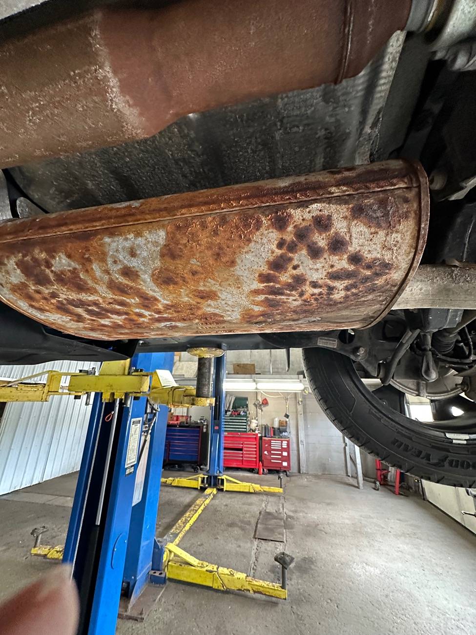 Ford Maverick Rust on Exhaust - Black sludge on Garage Floor IMG_1708
