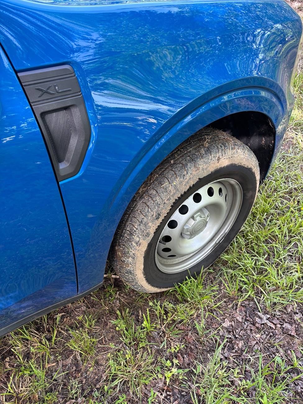 Ford Maverick AWD mud performance IMG_1766