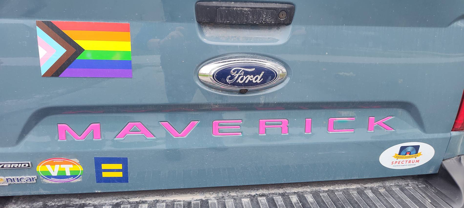 Ford Maverick Tailgate lettering that really pops Missy tailgate
