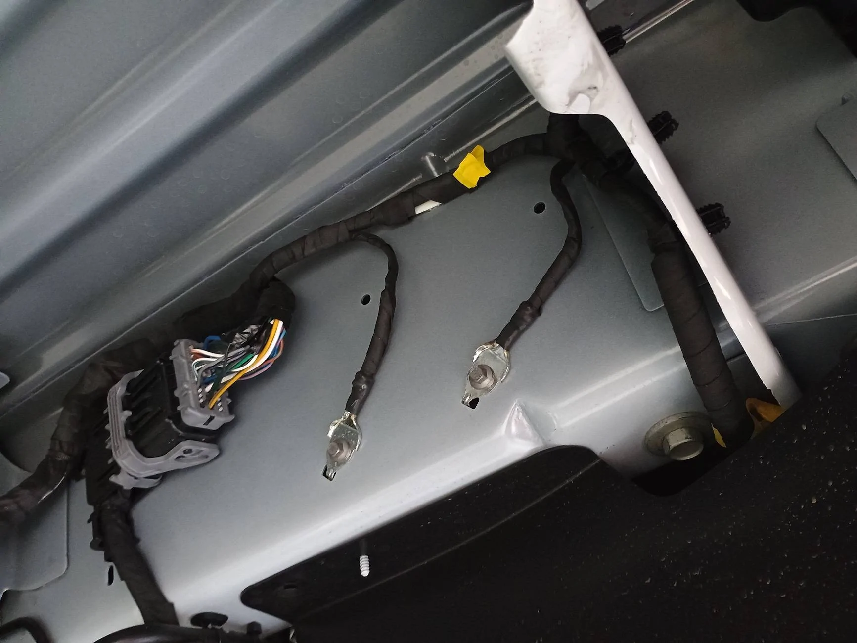 Ford Maverick 2025 XL auto lock tailgate. IMG_20250429_153258927