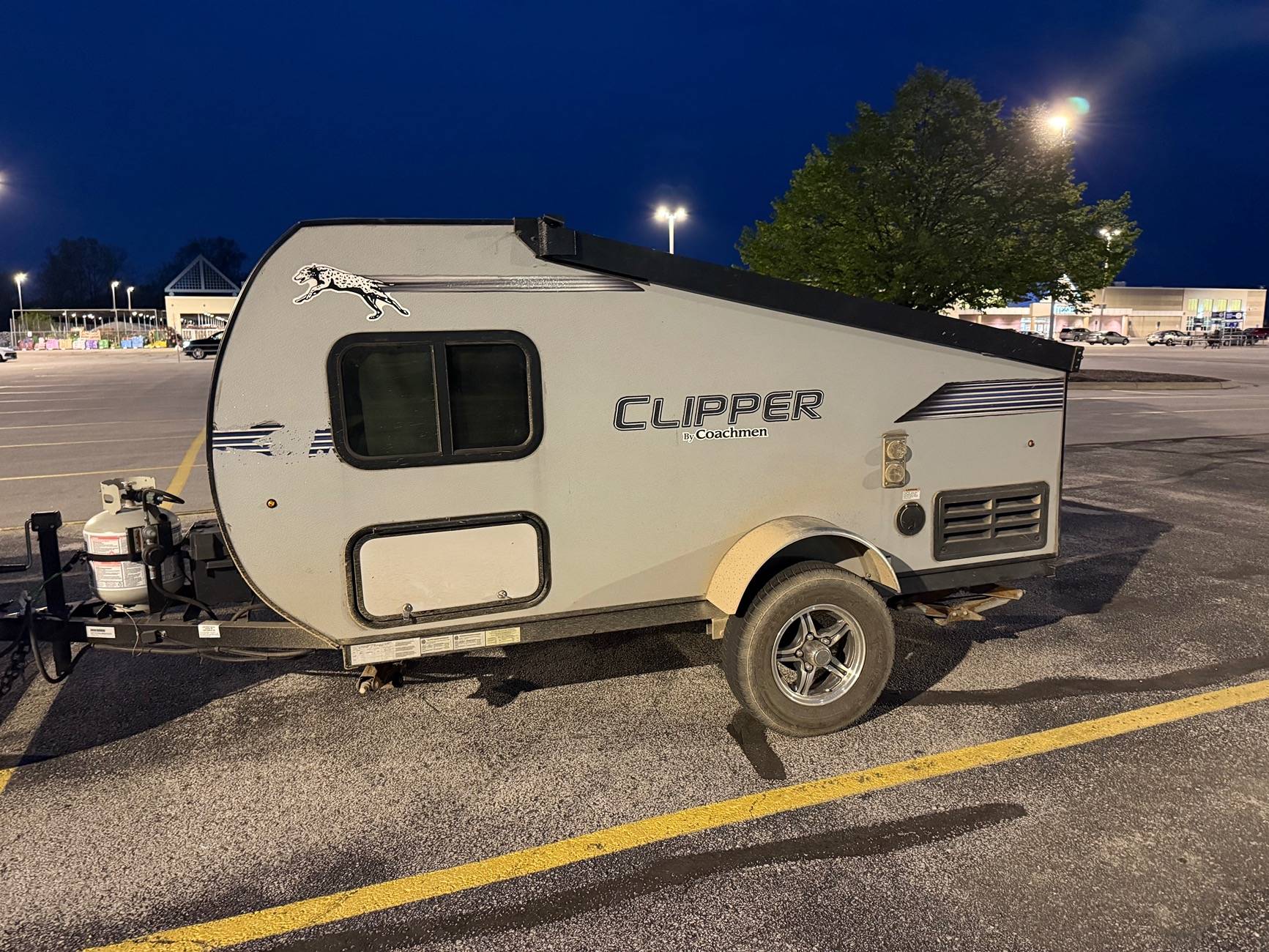Ford Maverick After months of searching for lightweight RV... Coachmen Clipper Express 9.0TD IMG_0835