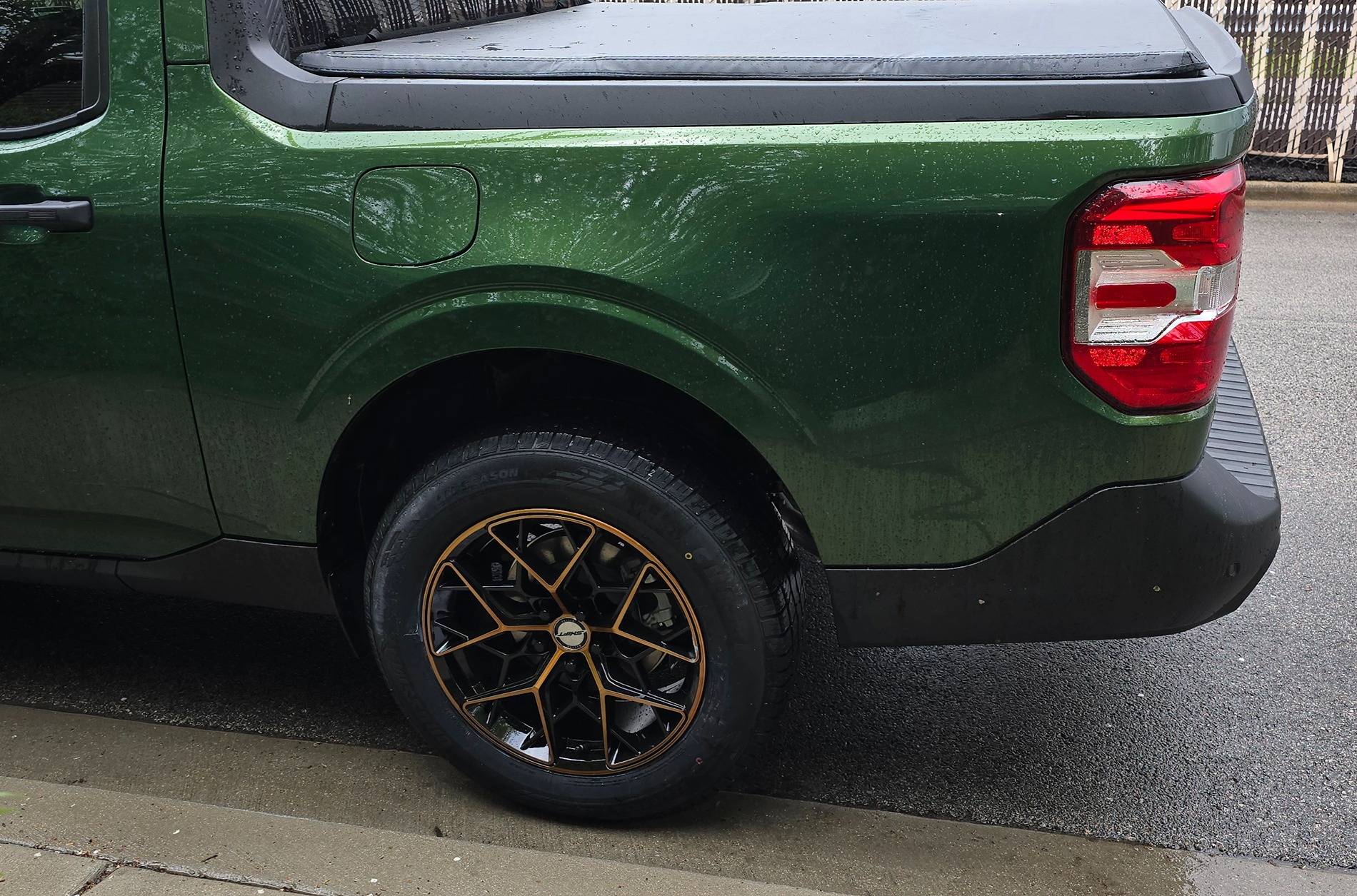Ford Maverick Shift 18x8.5" 35mm wheel fit? 20250501_114355