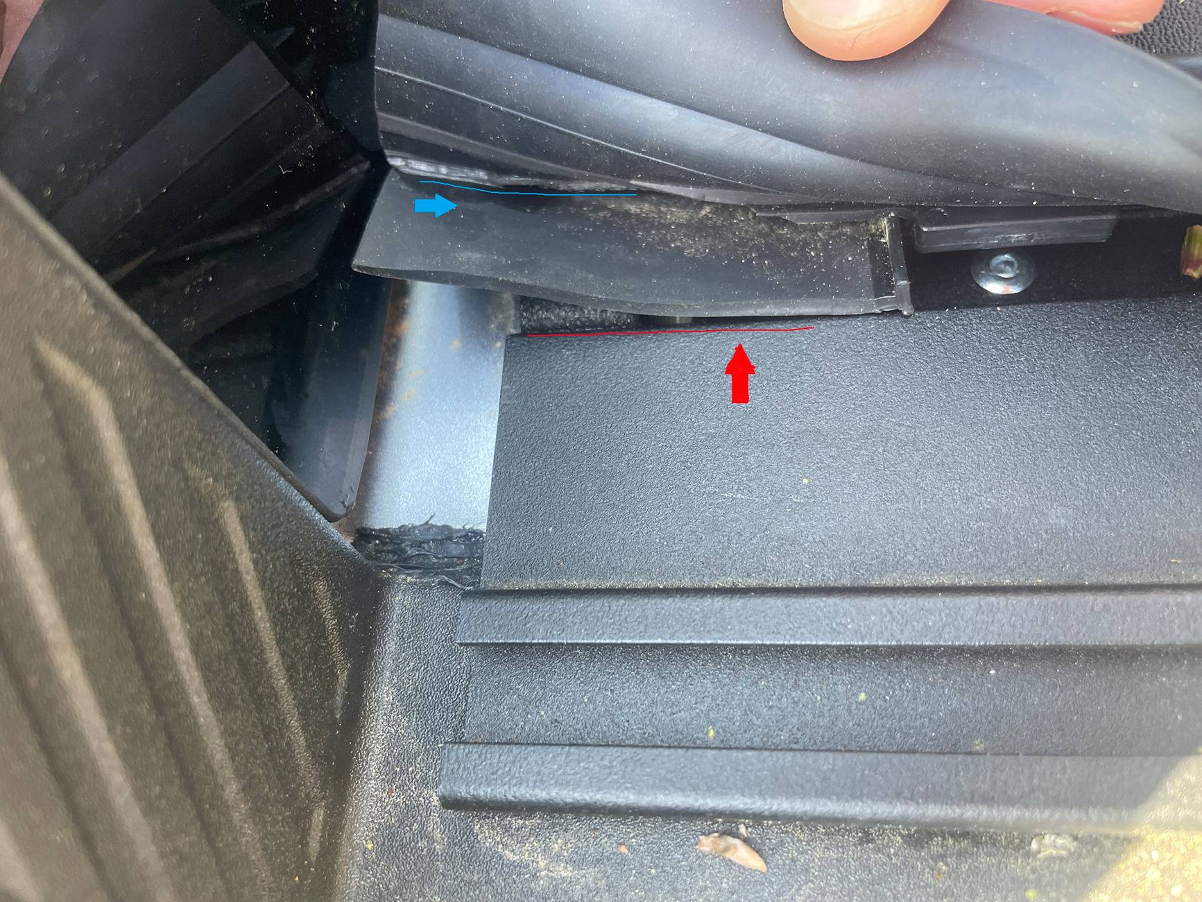 Ford Maverick Bak Revolver x4ts leak/fit issues 2024 XLT IMG_5076