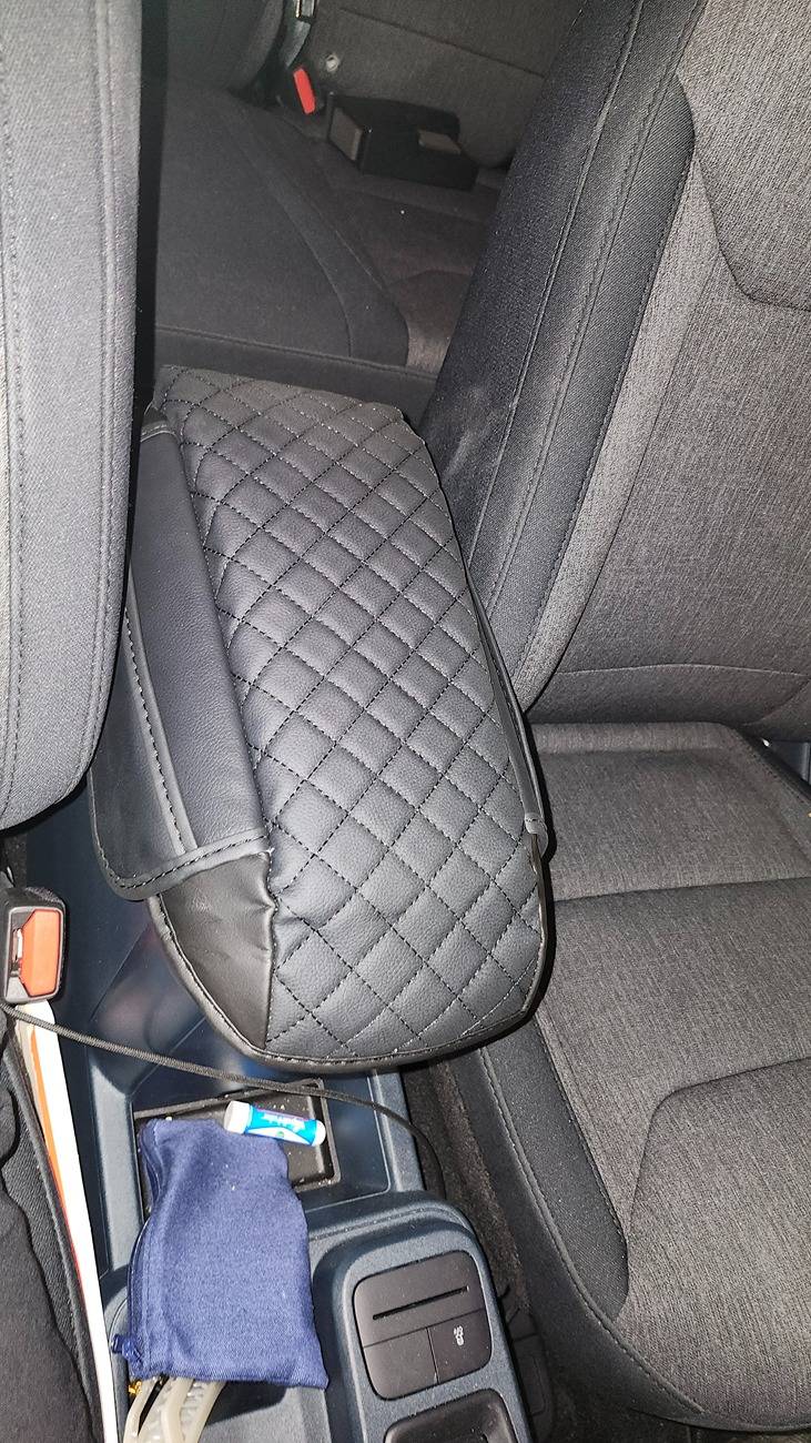 Ford Maverick Mabett door handle storage/center console armrest cover installed 20250504_110243