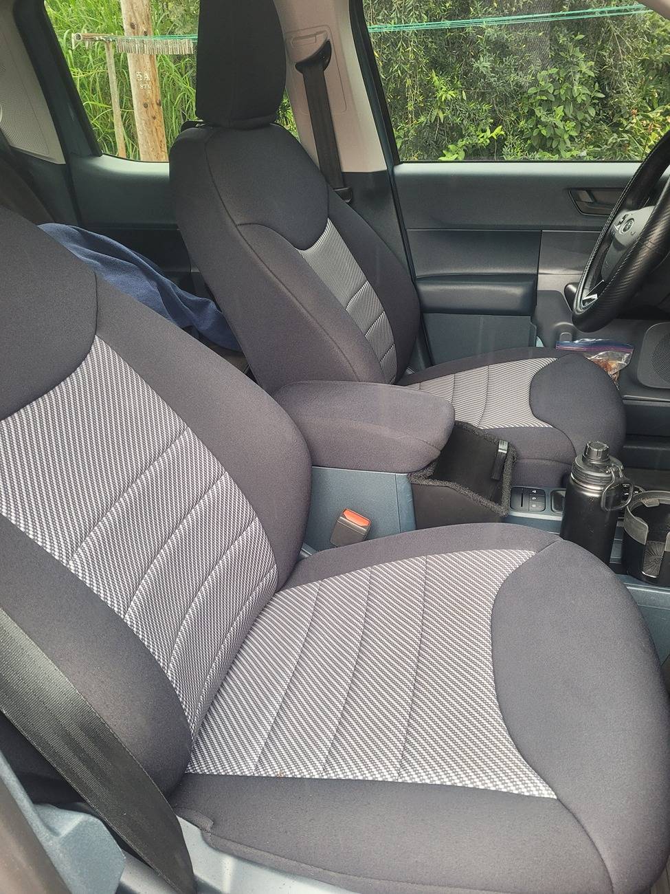 Ford Maverick seat covers and dash protector 20250504_104005