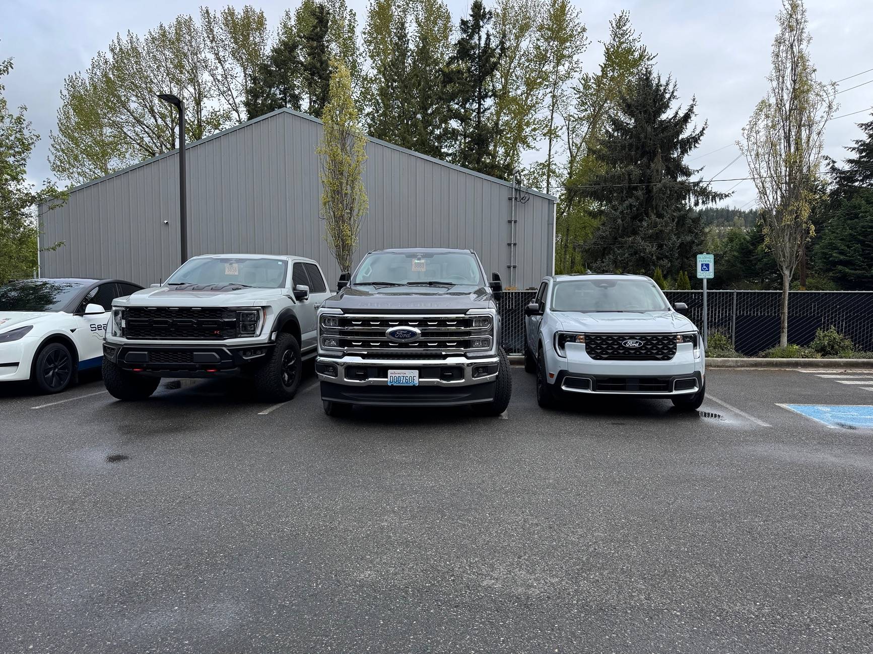Ford Maverick Post your Maverick next to ridiculously large trucks - photos thread IMG_7087