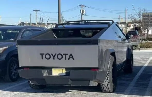 Ford Maverick Vinyl Stickers finally failed after 2.5 years cybertoyota