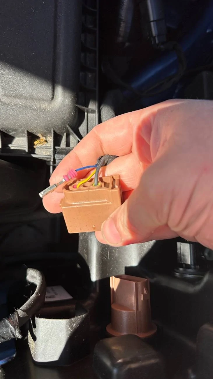 Ford Maverick Lariat headlights swap install onto XLT? IMG_5064