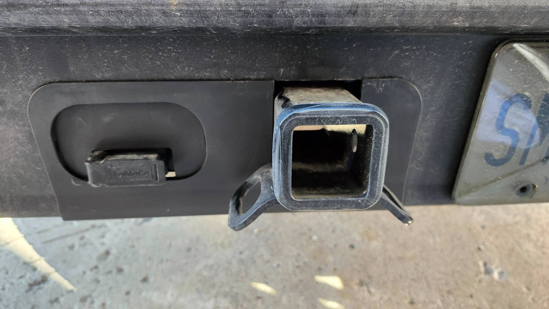 Ford Maverick Mabett Rear Cover Plate, Center Console Storage Organizer and Dual Cup Holder 20250511_175754