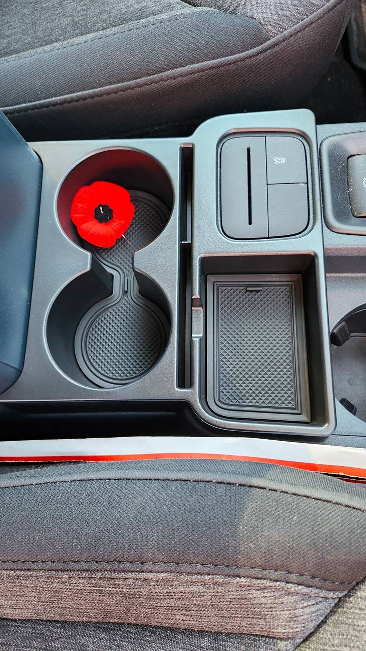 Ford Maverick Mabett Rear Cover Plate, Center Console Storage Organizer and Dual Cup Holder 20250511_180236