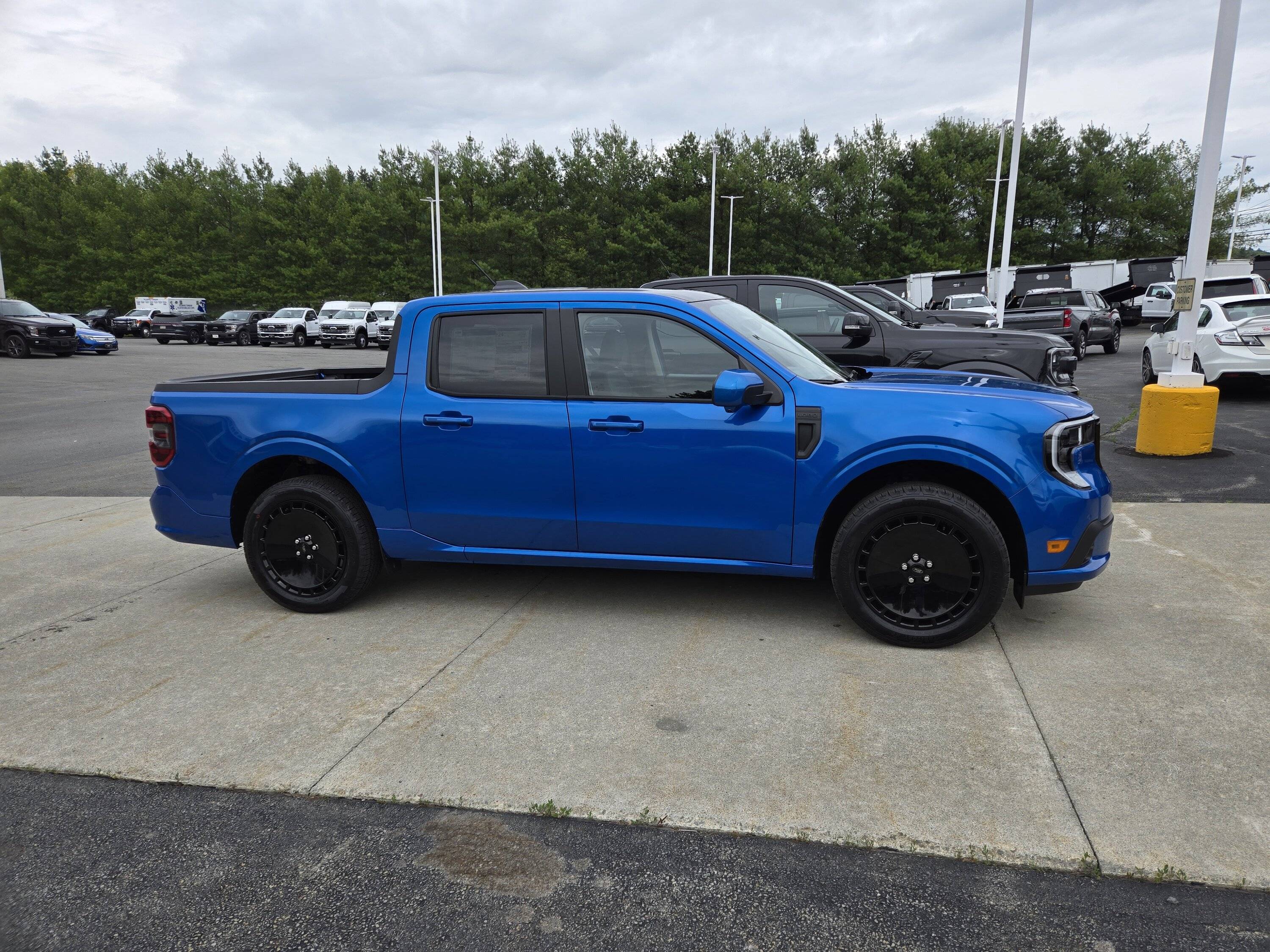 Ford Maverick Another Velocity Blue Lobo 20250513_110503