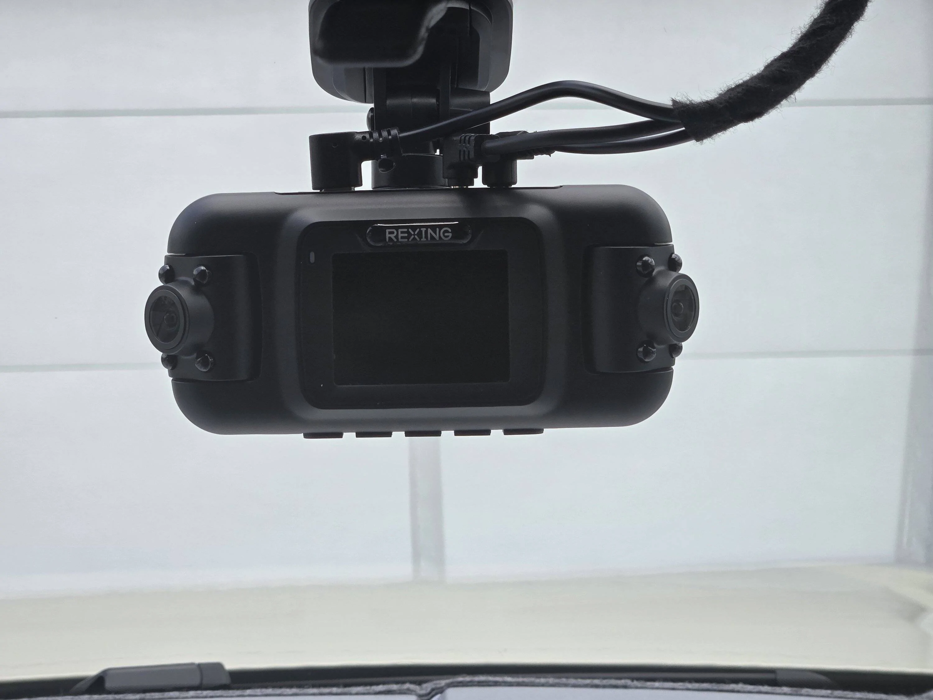 Ford Maverick 2025 Mav Lariat Rexing R4 Plus Front and Rear Hardwired Dash Cam Photos 20250518_131801