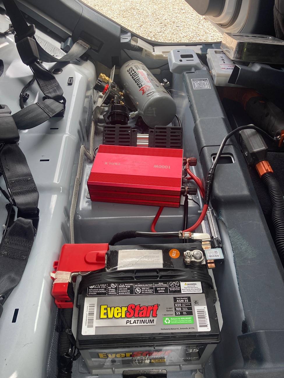 Ford Maverick 110v plug for bed. image