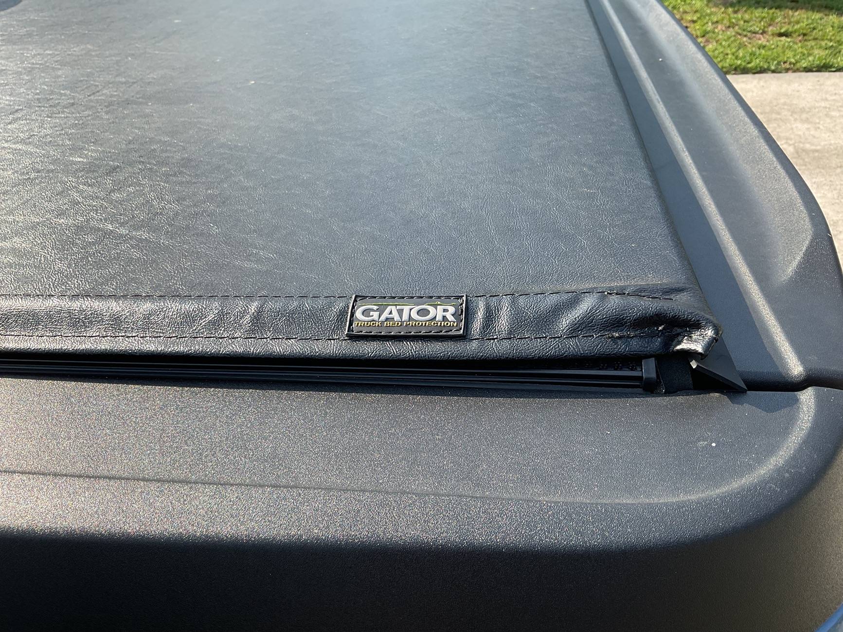 Ford Maverick Real Truck Gator SFX Tri-Fold Soft Folding Tonneau Cover or Gator SFX Soft Roll Up Tonneau Cover? IMG_0264