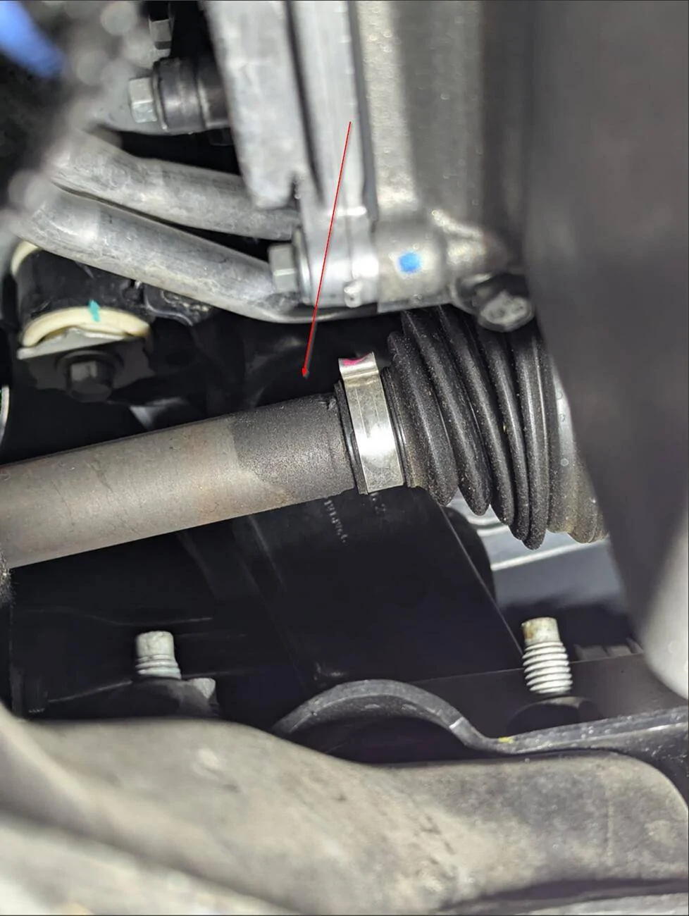 Ford Maverick CV axle - Sign of leak and likely eventual failure 1748318018771-t