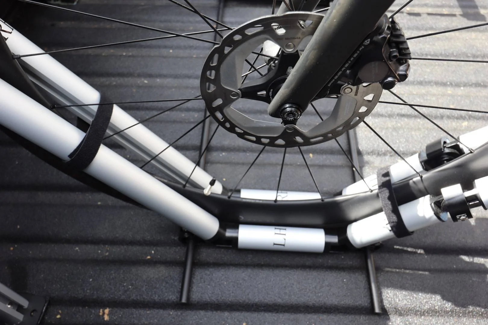 Pipeline Racks bike rack install | MaverickTruckClub - 2022+ Ford ...