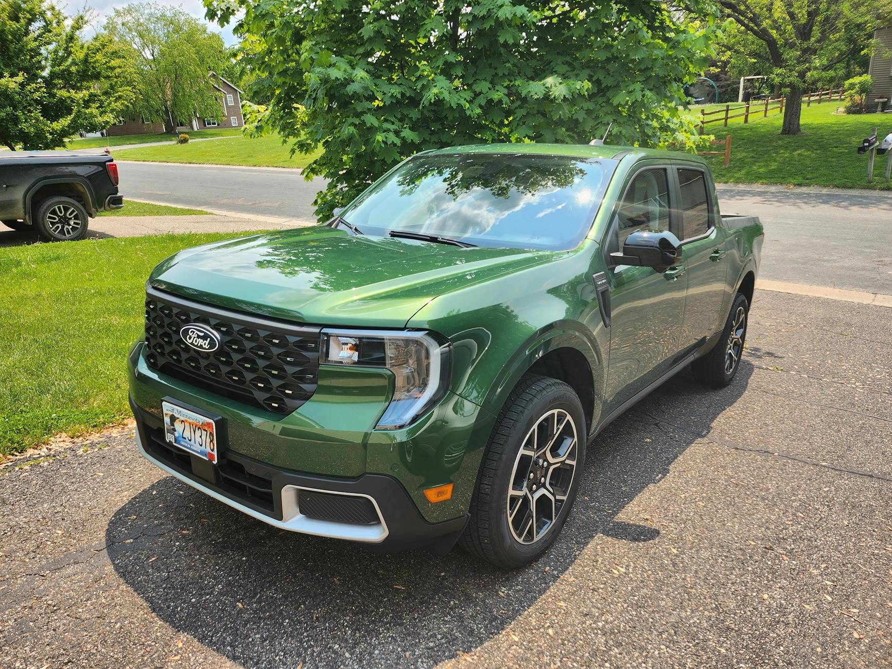 Ford Maverick Ordered Lariat Eruption Green 1000009210