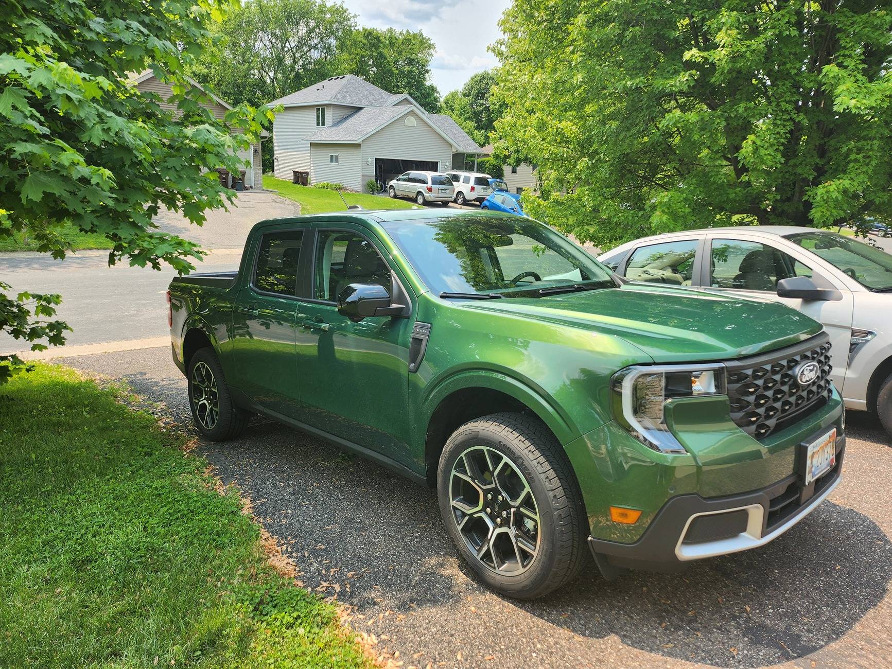 Ford Maverick Ordered Lariat Eruption Green 1000009211
