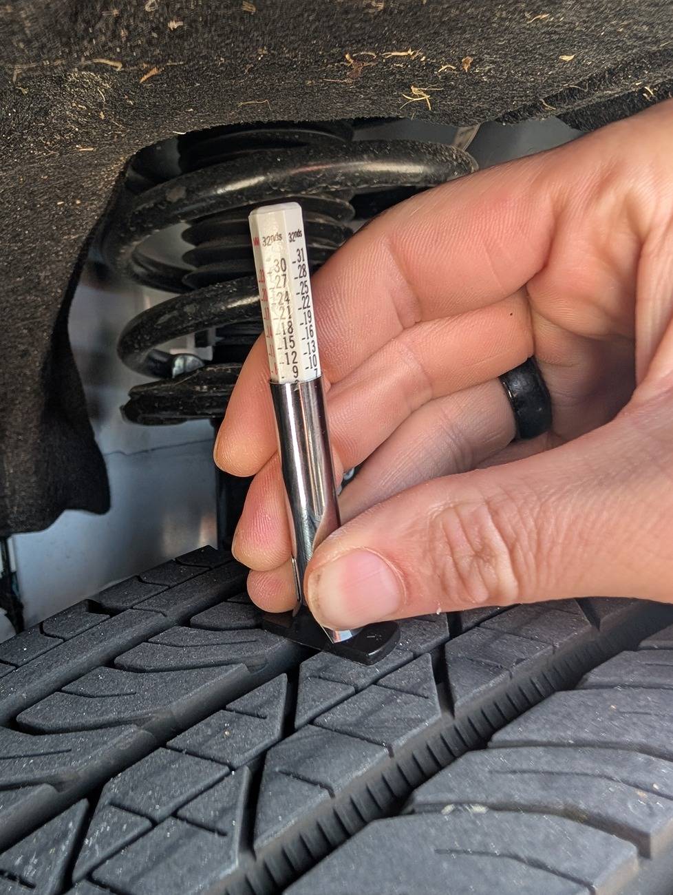 Ford Maverick OEM tires didn't last 1000003480