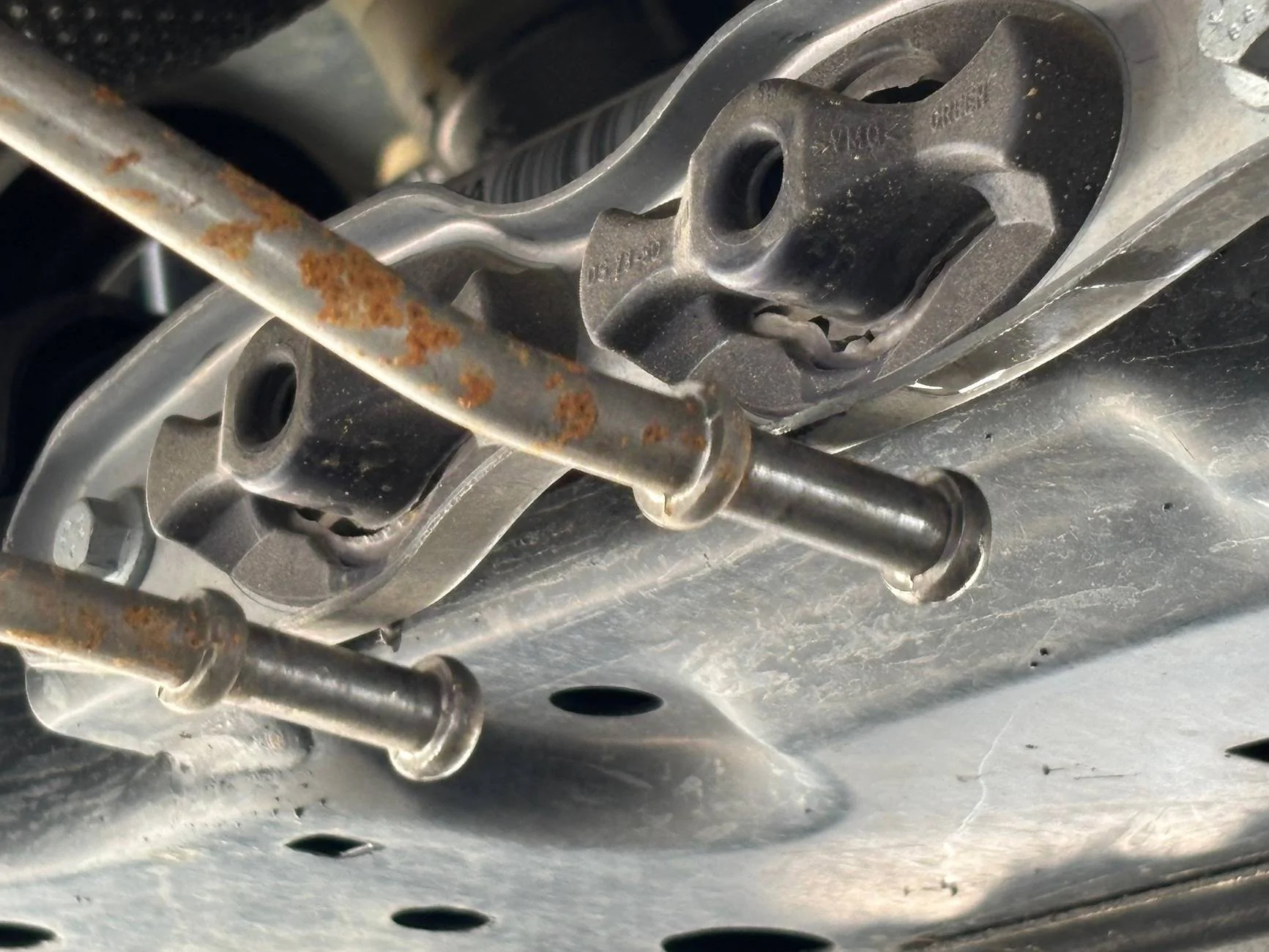 Ford Maverick Noise behind catalytic converter tail pipe hanger 1
